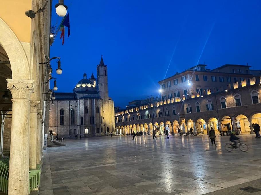 L'Attico Sul Fiume Center Home Ascoli Piceno Eksteriør bilde